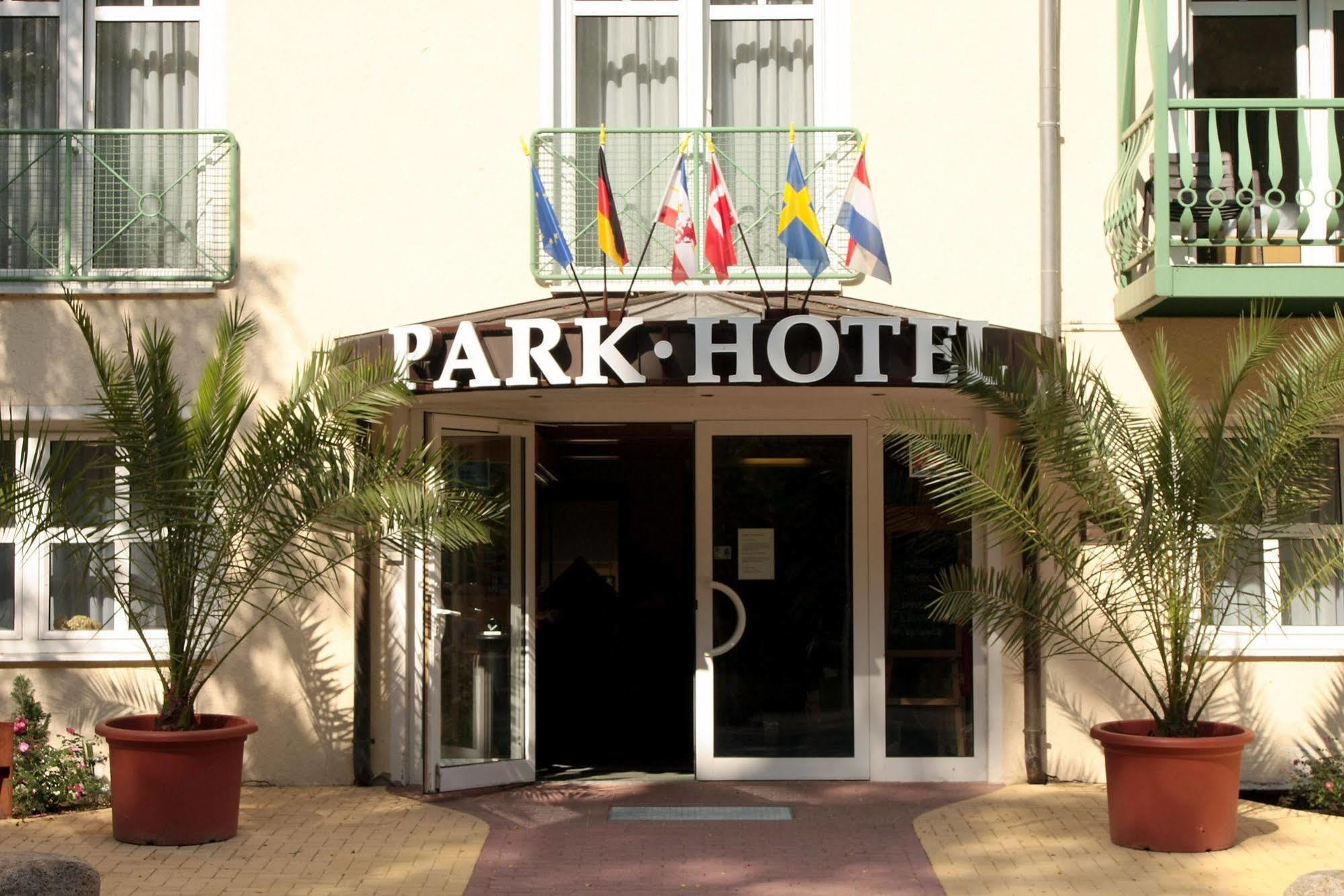 Park Hotel Sellin Sellin  Buitenkant foto